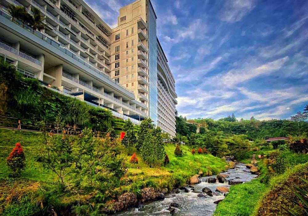 فندق لو إميننس بونشاك